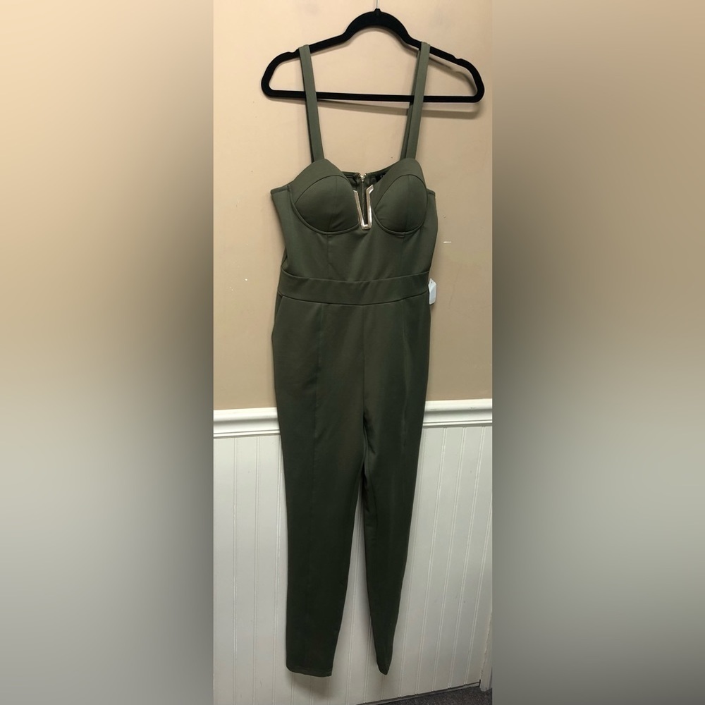 Entry Olive Green Jumpsuit Deep V Neck Gold Hardware Size L NWT